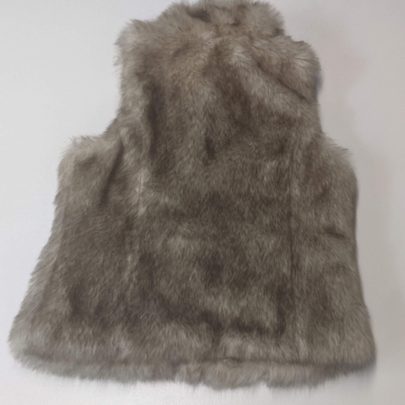 Me Jane Size 12 Faux Fur Vest - Picture 3 of 10